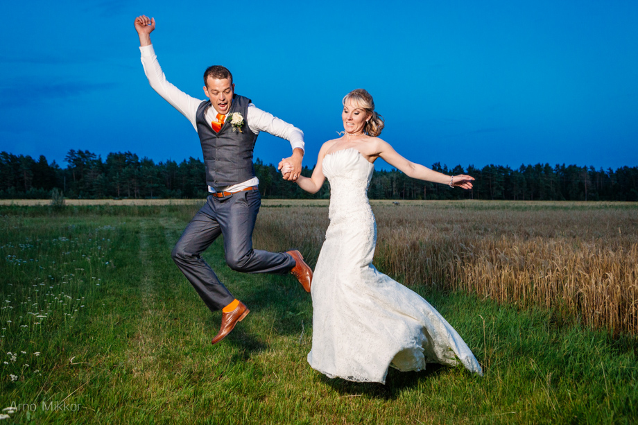 wedding in Estonia, Estonian wedding photographer, English-Estonian wedding, Eesti-Inglise pulmad