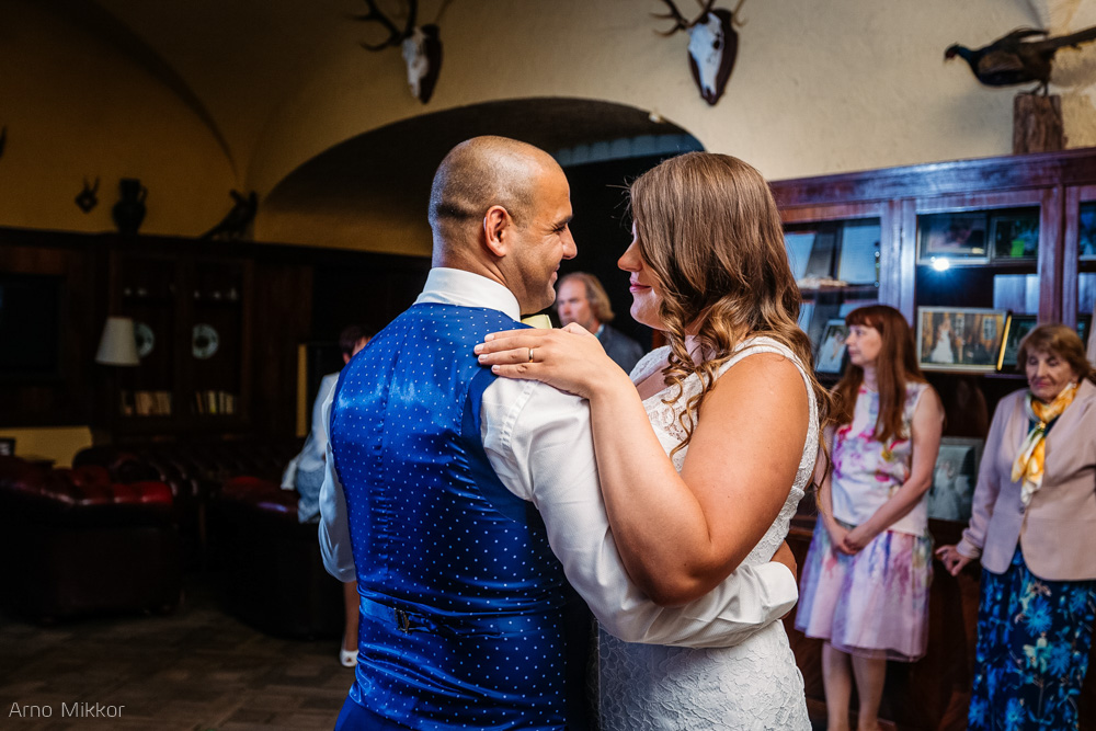 2536_20160611_pulmafoto_pulmafotograaf_pulmapildid_arno_mikkor_taagepera_loss